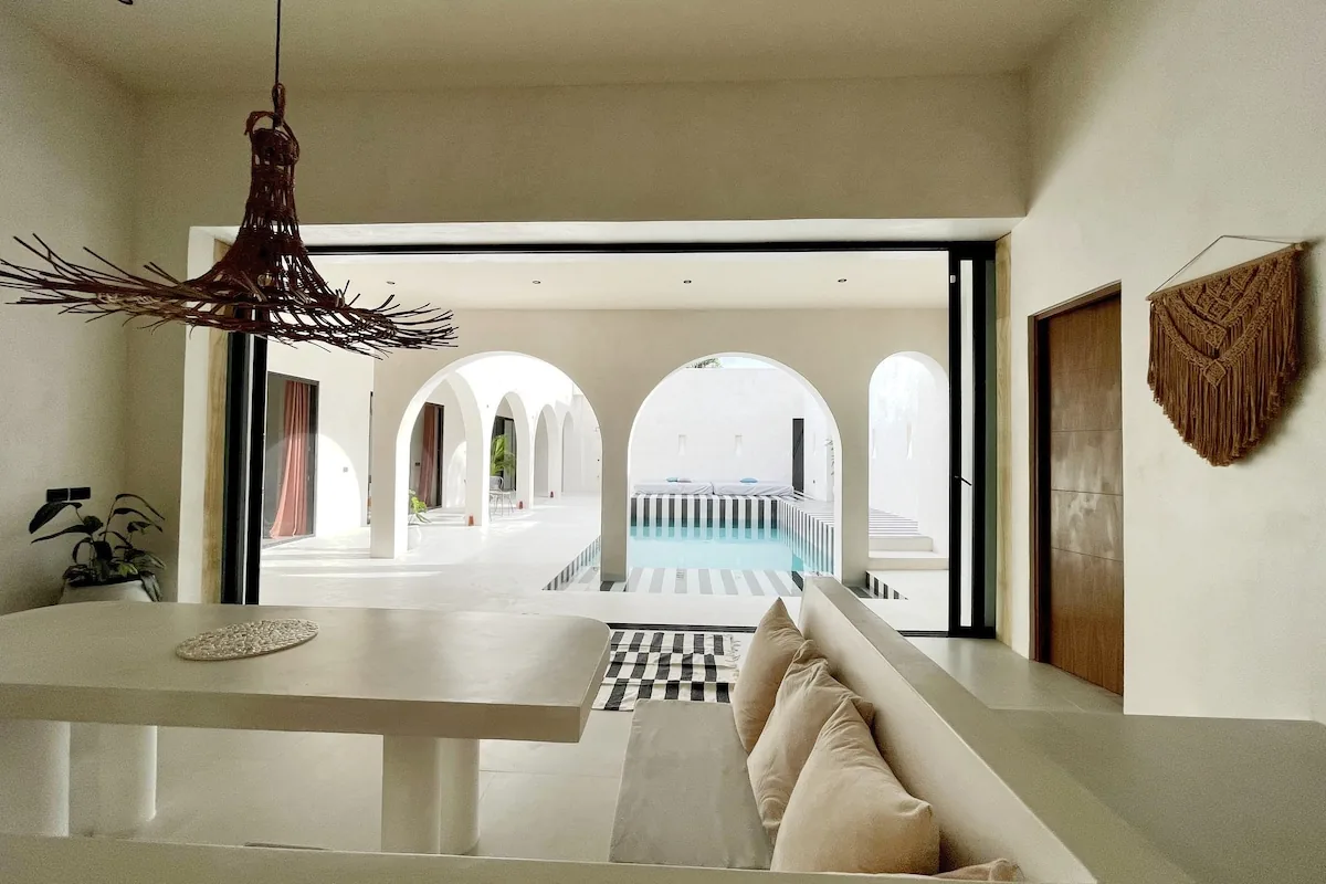 Casa Bali - Minimalist single-story house