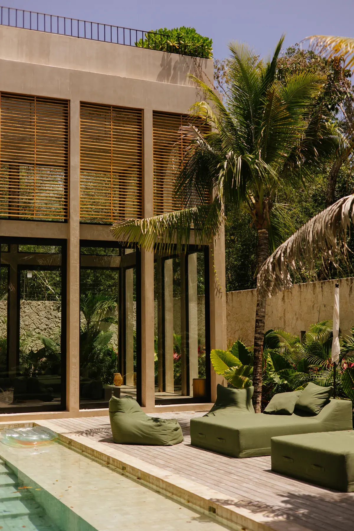 Casa Uulum architecture framing the pool terrace